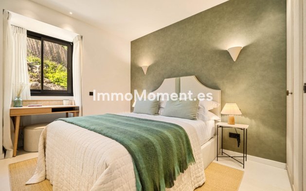 Revente - Villa - Marbella - Nueva Andalucía