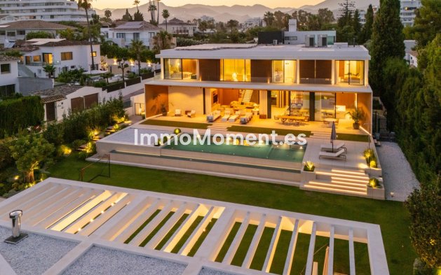 Resale - Villa - Marbella - Guadalmina Alta