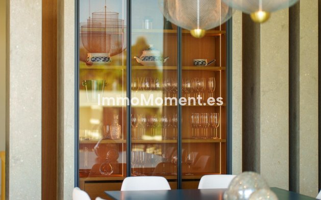 Resale - Villa - Marbella - Guadalmina Alta