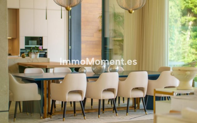 Resale - Villa - Marbella - Guadalmina Alta
