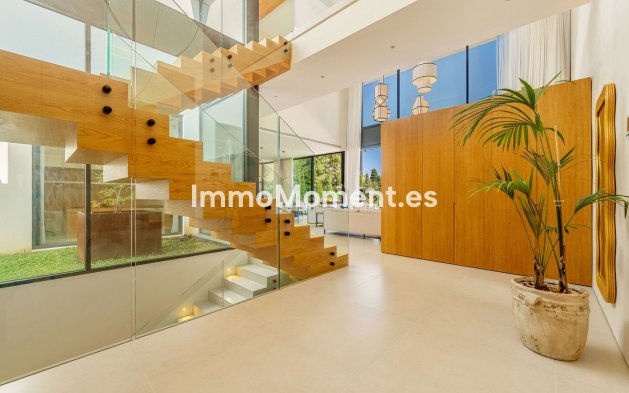 Resale - Villa - Marbella - Guadalmina Alta