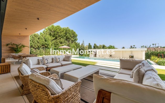 Resale - Villa - Marbella - Guadalmina Alta