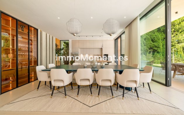 Resale - Villa - Marbella - Guadalmina Alta