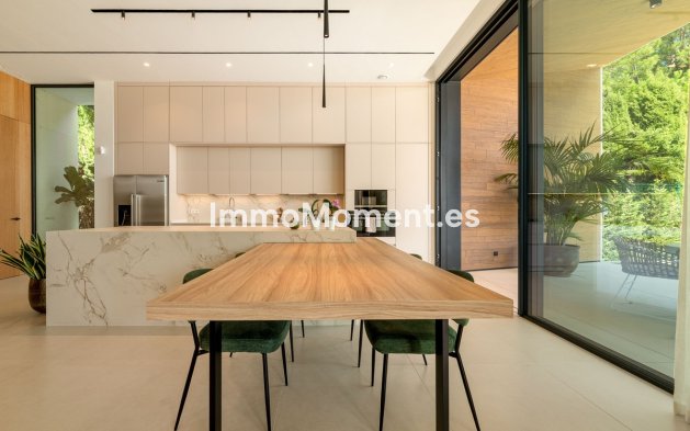 Resale - Villa - Marbella - Guadalmina Alta