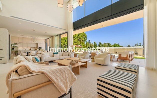 Resale - Villa - Marbella - Guadalmina Alta