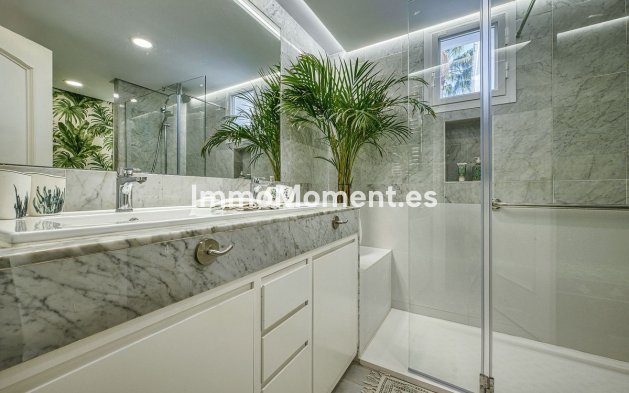 Reventa - Apartamento - Marbella - Guadalmina Baja
