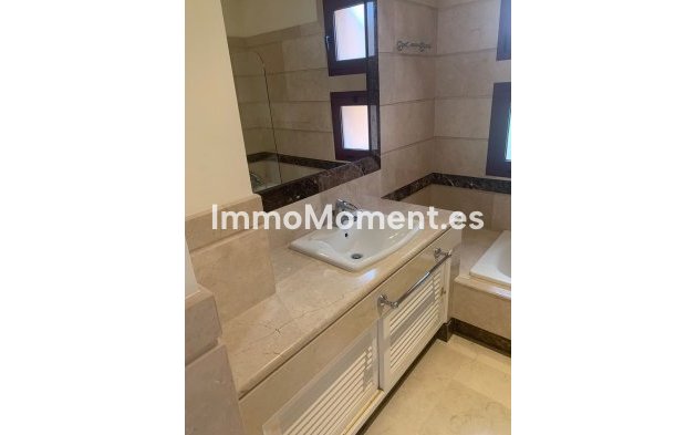 Wiederverkauf - Wohnung - Marbella - Bahía de Marbella