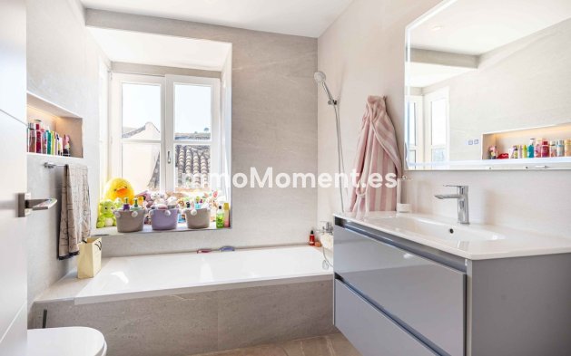 Bestaande woning - Geschakelde woning - Benahavís - Benahavís Centro