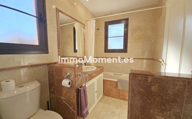 Resale - Apartment - Estepona - New Golden Mile