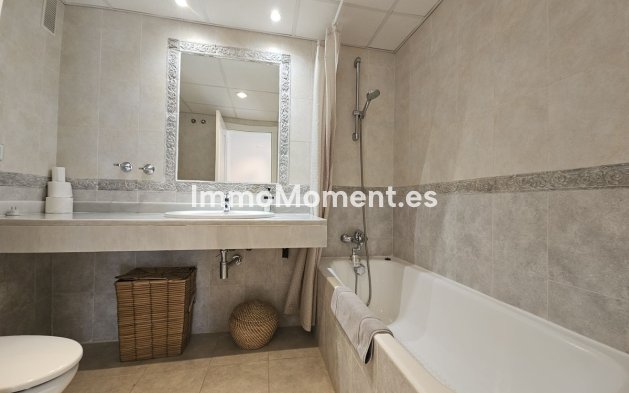 Resale - Apartment - Estepona - New Golden Mile