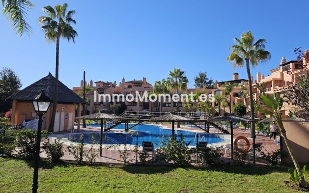 Resale - Apartment - Estepona - New Golden Mile