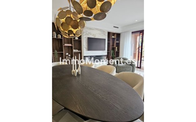 Wiederverkauf - Villa - Marbella - The Golden Mile