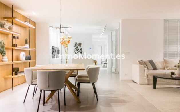 Wiederverkauf - Wohnung - Marbella - Nueva Andalucía