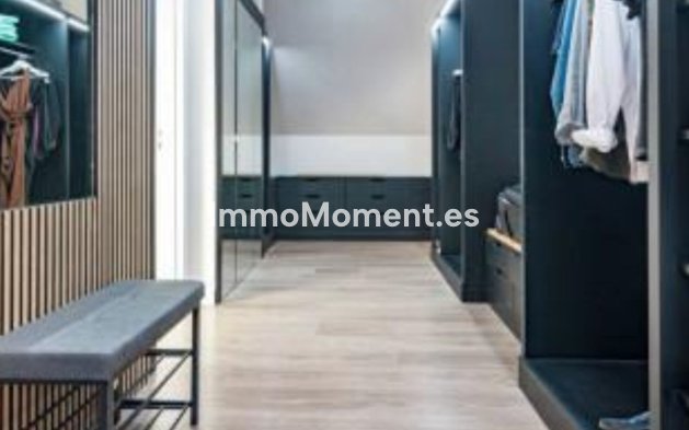 Wiederverkauf - Villa - Marbella - Marbella Centro