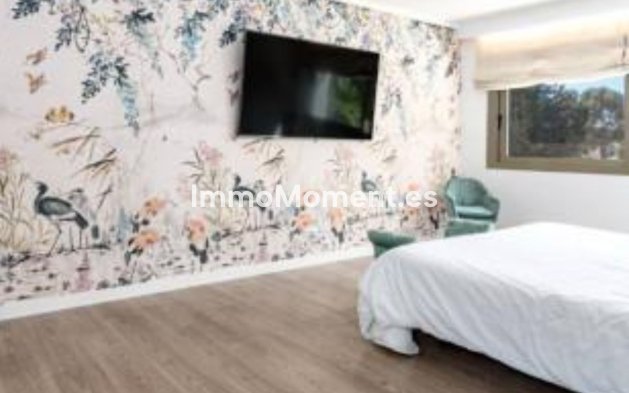 Wiederverkauf - Villa - Marbella - Marbella Centro