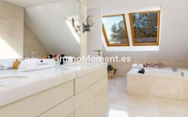 Wiederverkauf - Villa - Marbella - Marbella Centro