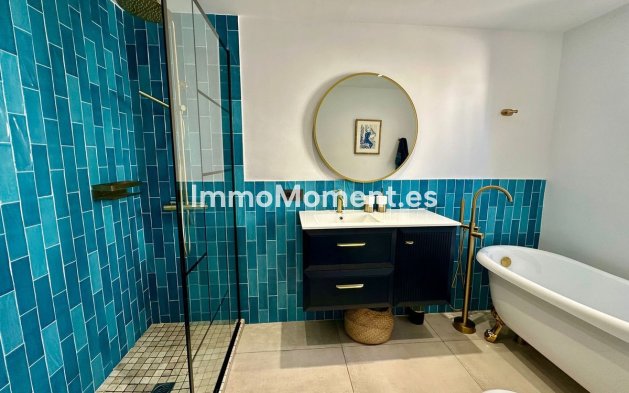 Bestaande woning - Villa - Estepona  - Estepona Centro