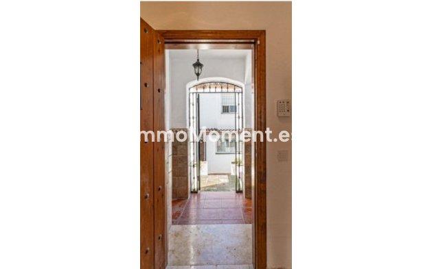 Revente - Maison mitoyenne - Estepona  - Estepona Centro