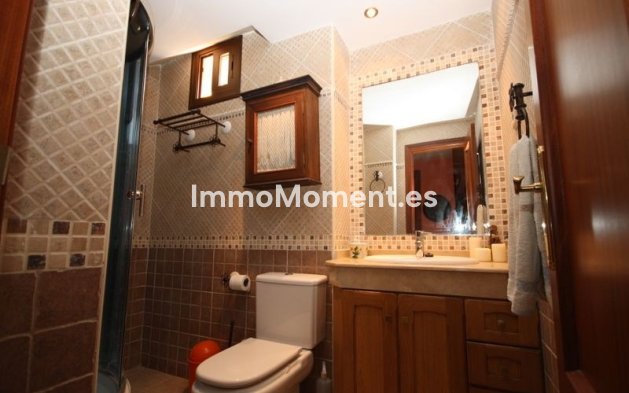 Resale - Villa - Marbella - Las Chapas