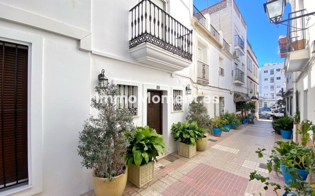 Resale - Townhouse - Marbella - Marbella Centro