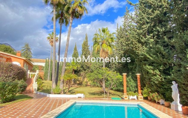 Resale - Villa - Marbella - Nagüeles