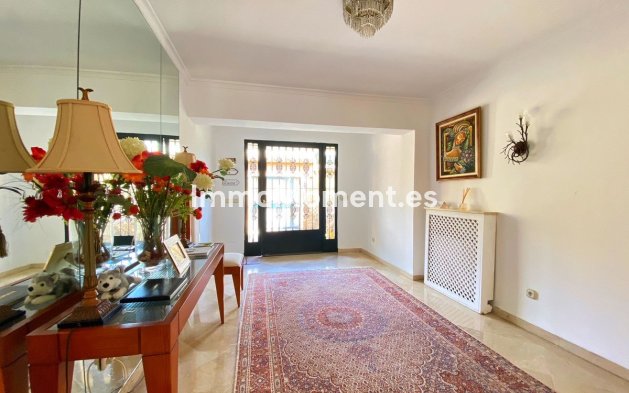 Resale - Villa - Marbella - Nagüeles