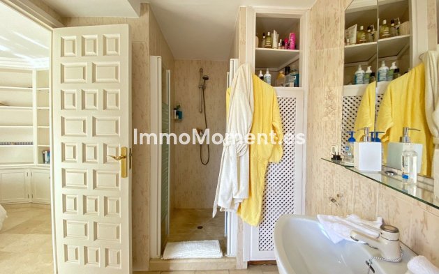 Resale - Villa - Marbella - Nagüeles