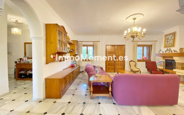 Resale - Villa - Marbella - Marbella Centro