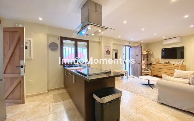 Resale - Townhouse - Marbella - Marbella Centro