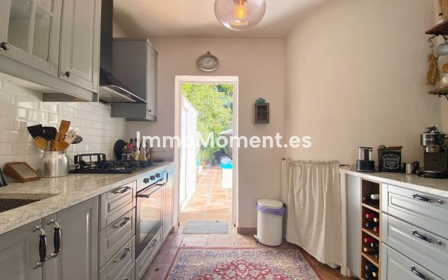 Wiederverkauf - Villa - Marbella - Marbella Centro