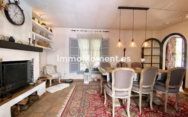 Wiederverkauf - Villa - Marbella - Marbella Centro