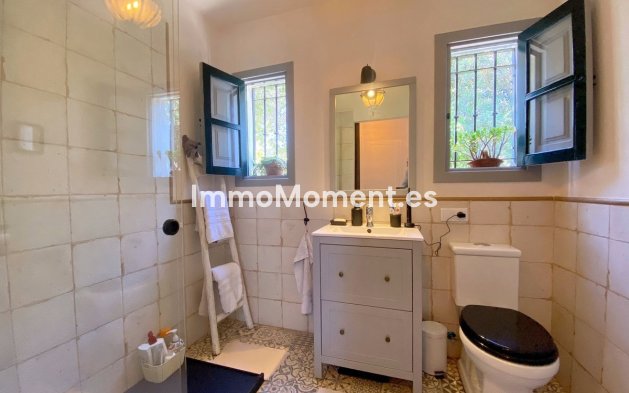 Wiederverkauf - Villa - Marbella - Marbella Centro