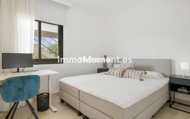 Wiederverkauf - Wohnung - Estepona  - Estepona Centro