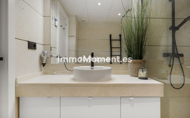 Wiederverkauf - Wohnung - Estepona  - Estepona Centro