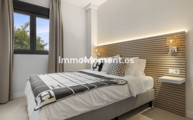 Revente - Appartement - Estepona  - Estepona Centro