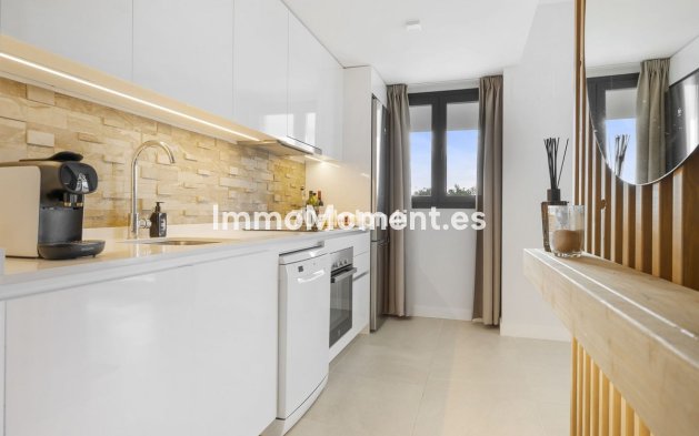 Revente - Appartement - Estepona  - Estepona Centro