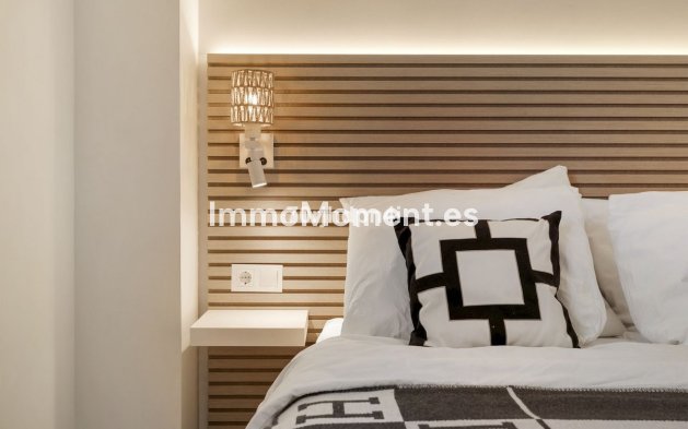 Revente - Appartement - Estepona  - Estepona Centro