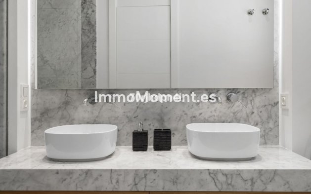 Reventa - Villa - Marbella - Marbella Centro