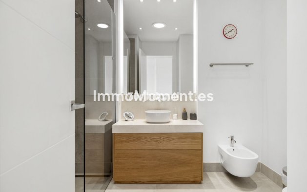 Reventa - Villa - Marbella - Marbella Centro