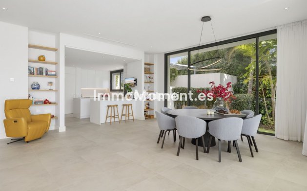 Reventa - Villa - Marbella - Marbella Centro