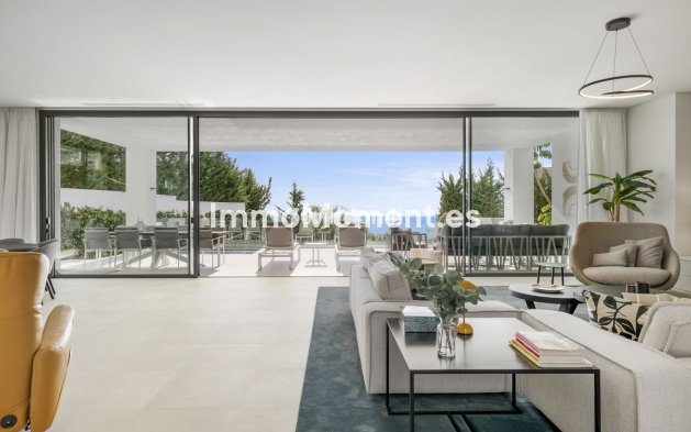 Reventa - Villa - Marbella - Marbella Centro