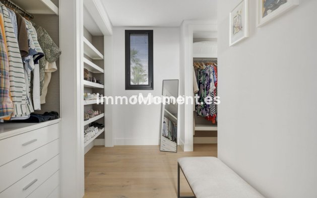 Reventa - Villa - Marbella - Marbella Centro