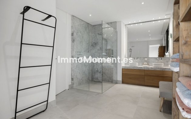 Reventa - Villa - Marbella - Marbella Centro