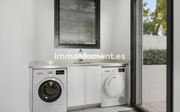 Reventa - Villa - Marbella - Marbella Centro