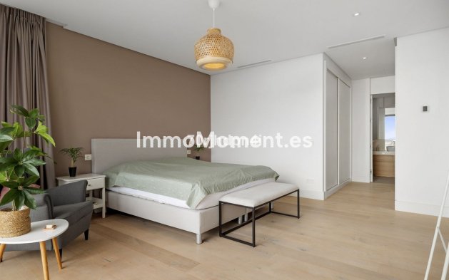 Reventa - Villa - Marbella - Marbella Centro