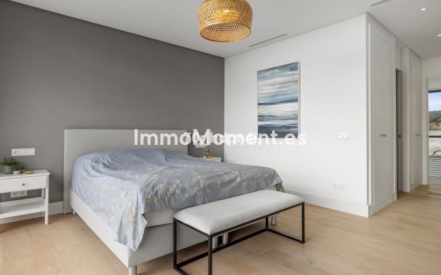 Reventa - Villa - Marbella - Marbella Centro