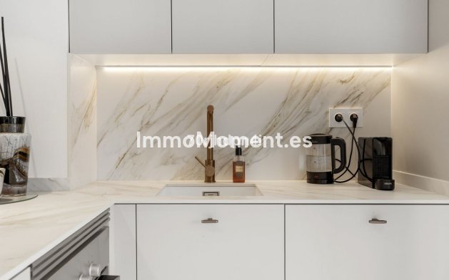 Wiederverkauf - Wohnung - Marbella - Nueva Andalucía