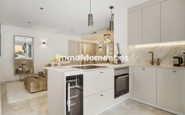 Wiederverkauf - Wohnung - Marbella - Nueva Andalucía