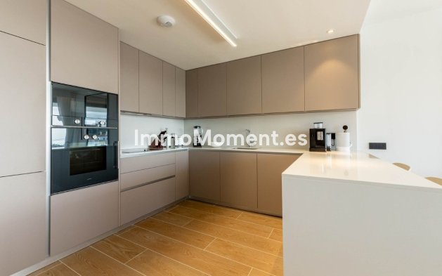 Revente - Appartement - Estepona  - Estepona Centro