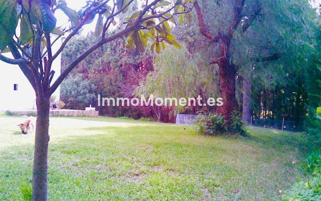 Resale - Villa - Estepona - Atalaya